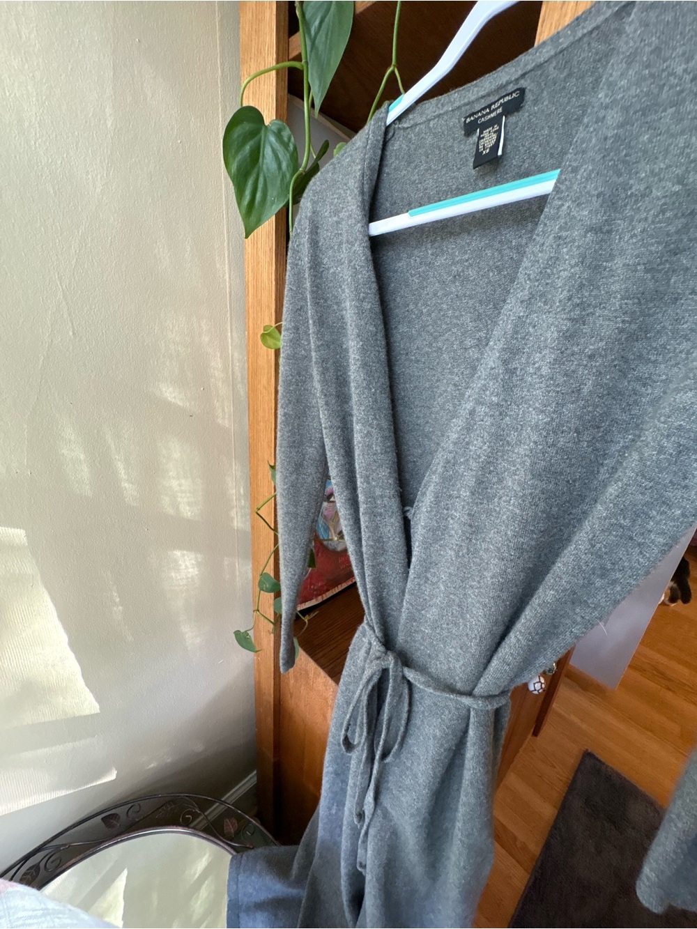 Banana Republic 100% Cashmere Gray Wrap Cardigan XS